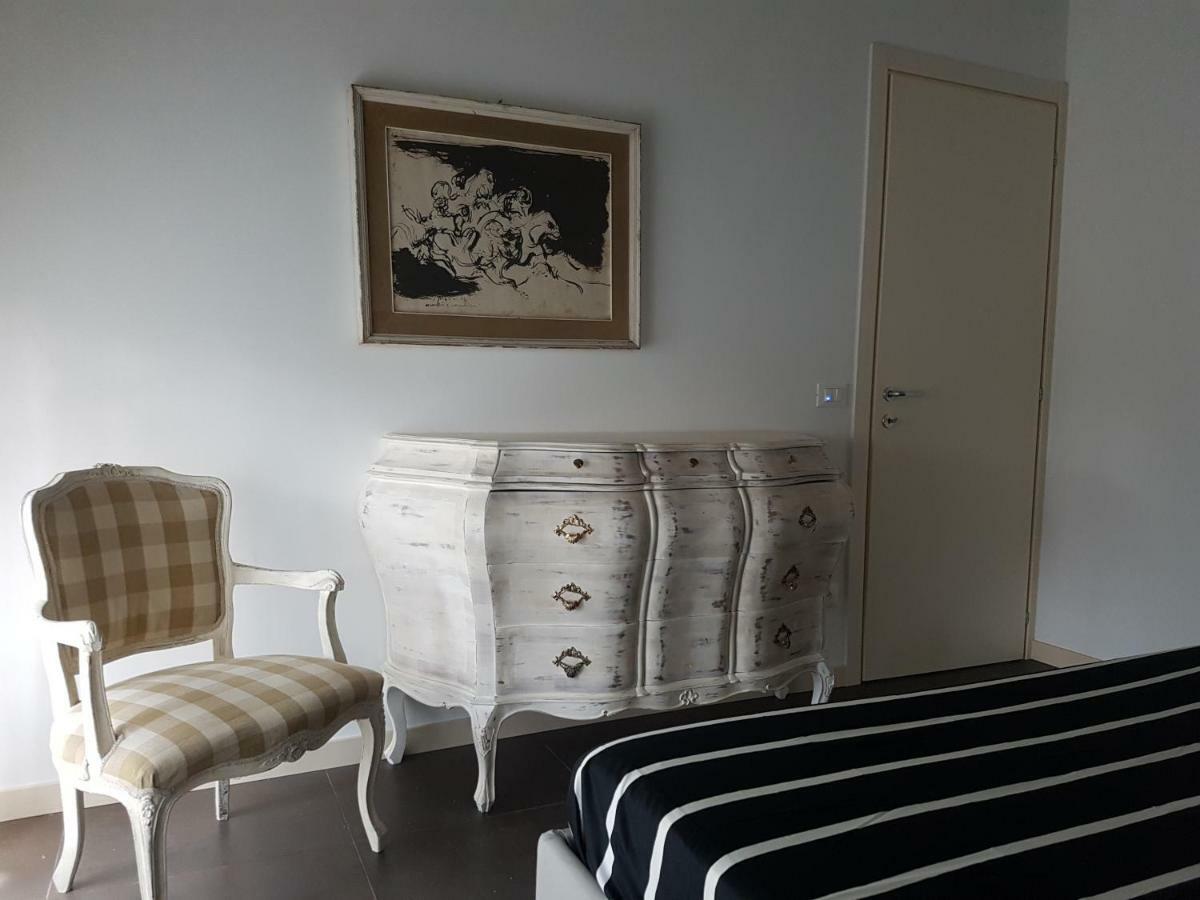 Casa Savoia Apartment Десенцано дел Гарда Екстериор снимка