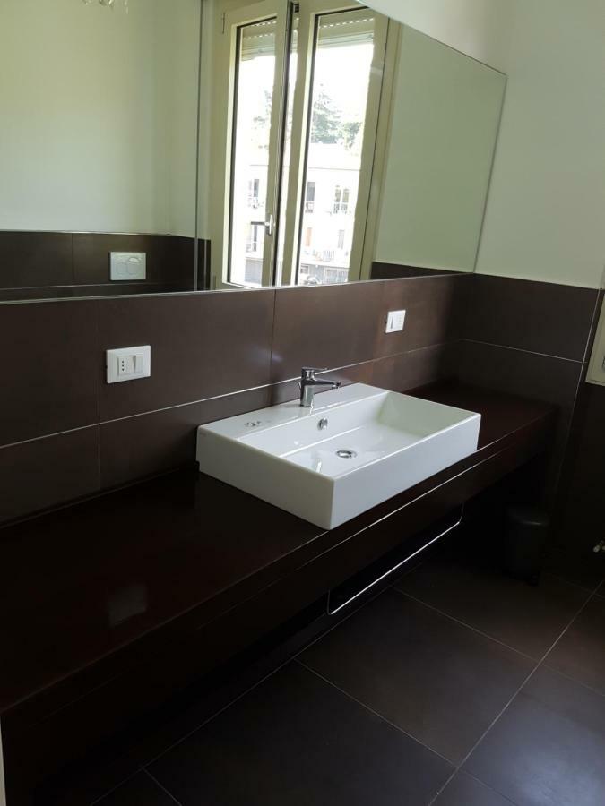 Casa Savoia Apartment Десенцано дел Гарда Екстериор снимка
