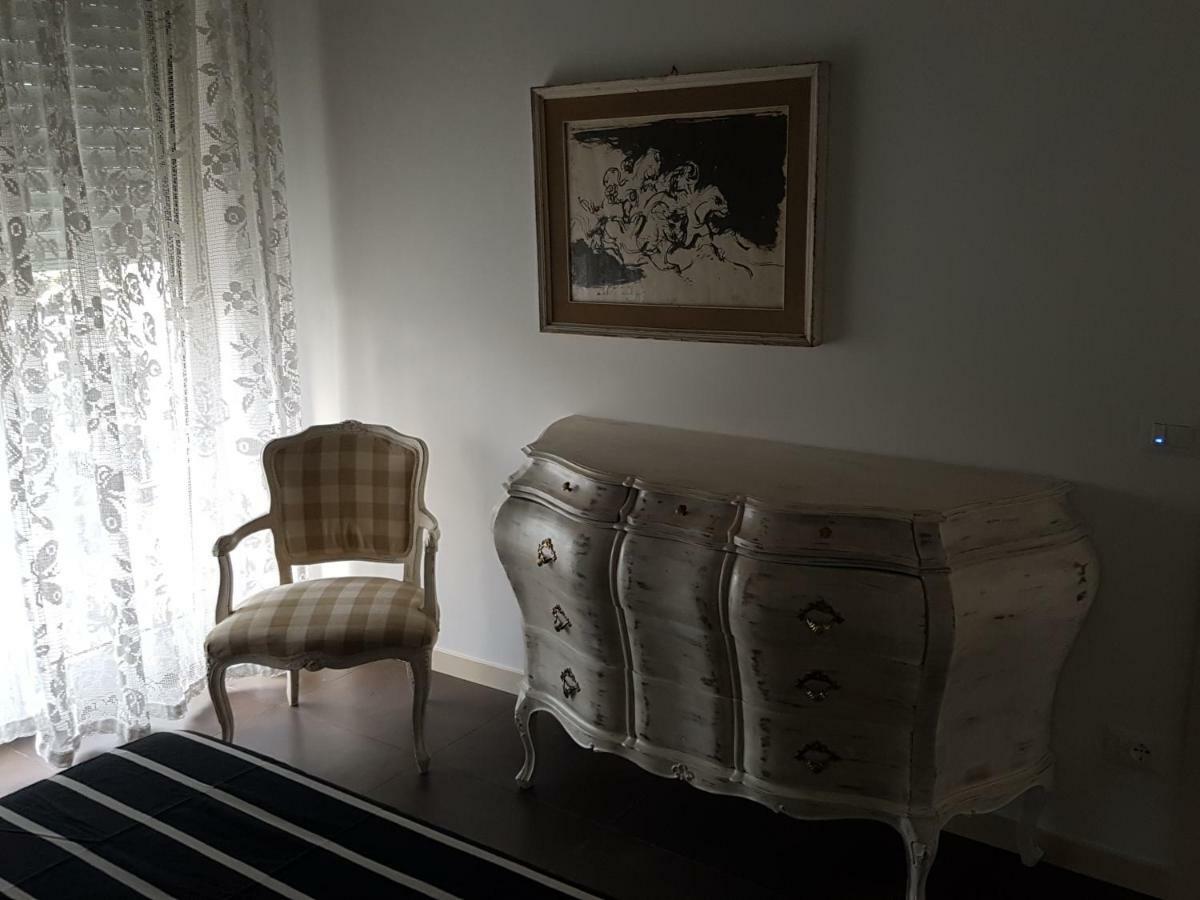 Casa Savoia Apartment Десенцано дел Гарда Екстериор снимка